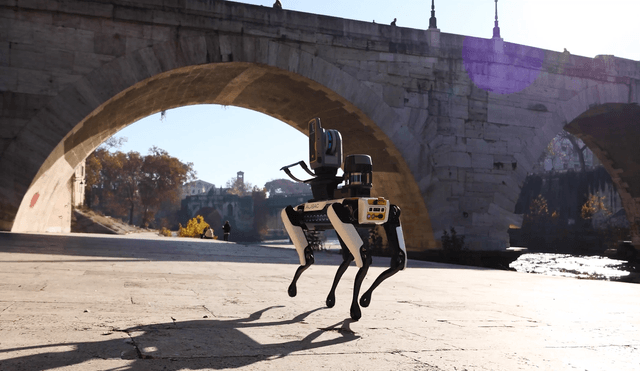 Una giornata con Aubau, il cane robot di AUBAC mc