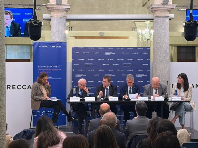 AUBAC e Treccani presentano "Le parole di AUBAC: un vocabolario per governare il cambiamento" mc